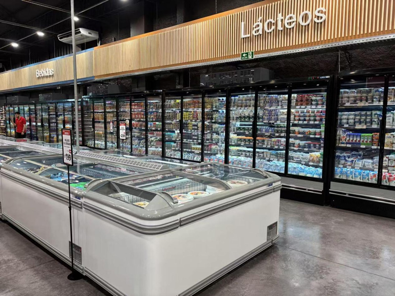Island Freezers vs Upright Freezers Comparison Island Freezers vs Upright Freezers Comparison